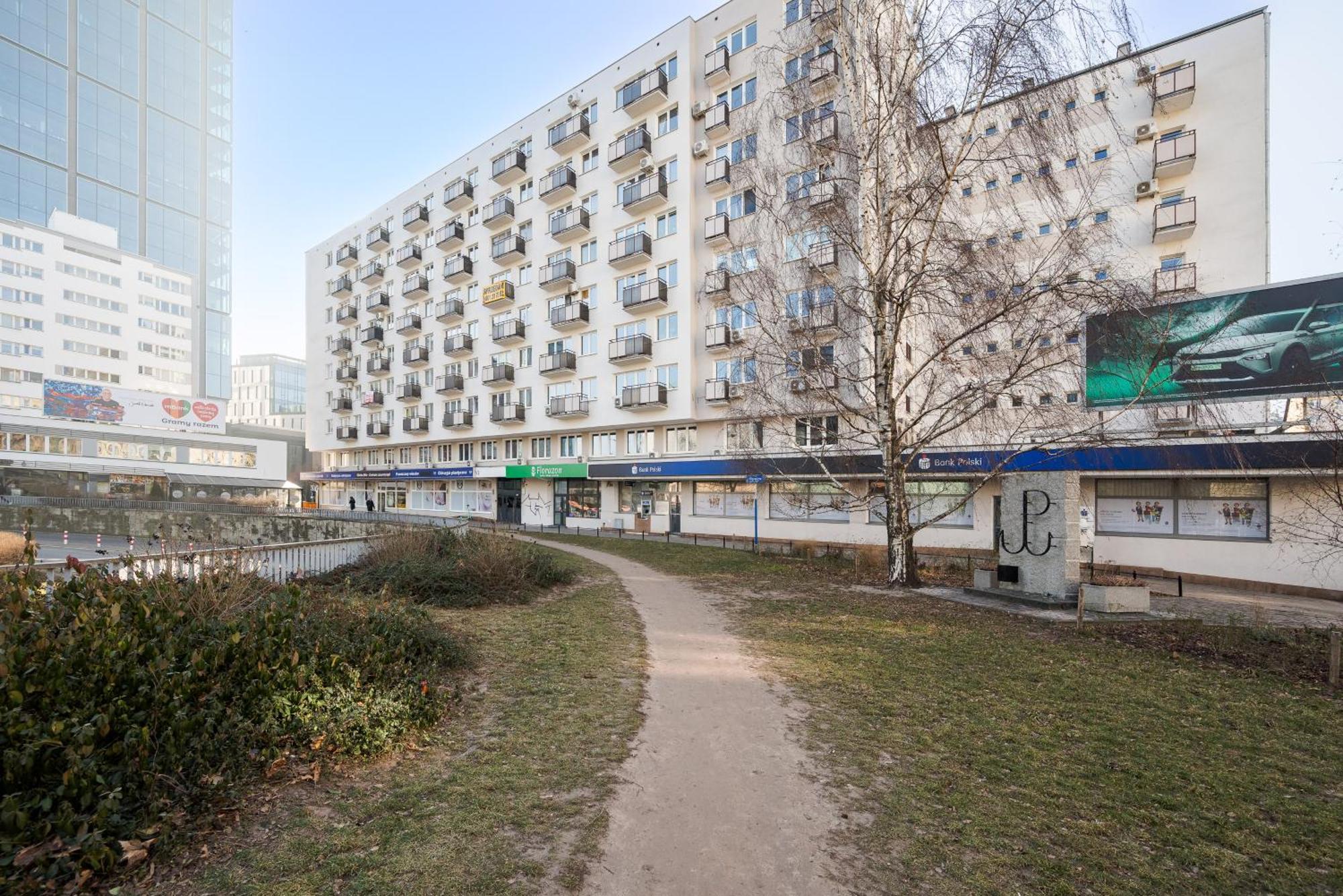 Zlota Standard * Warszawa